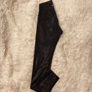 Lululemon Wunder Under Luxtreme 28”